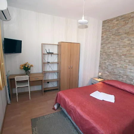 Colored House Apartament *