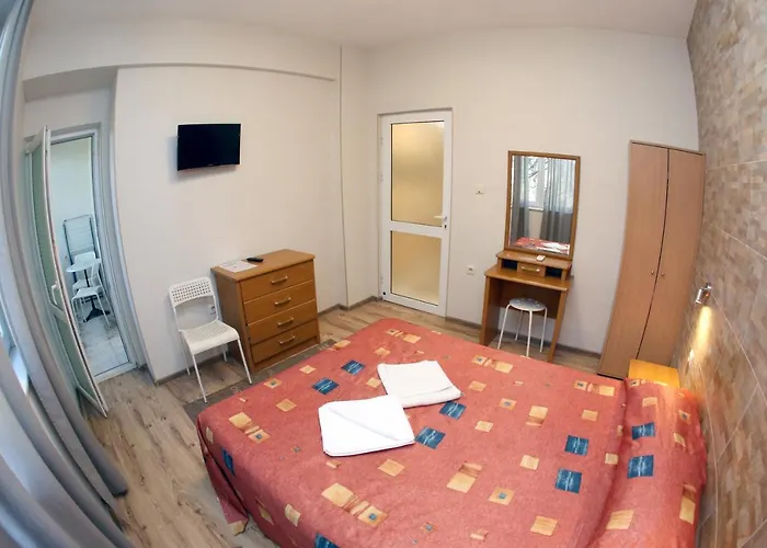 Daire Colored House *