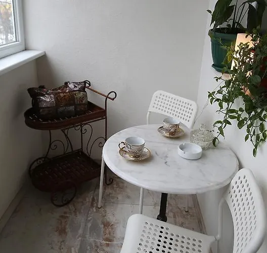 Colored House Apartment *